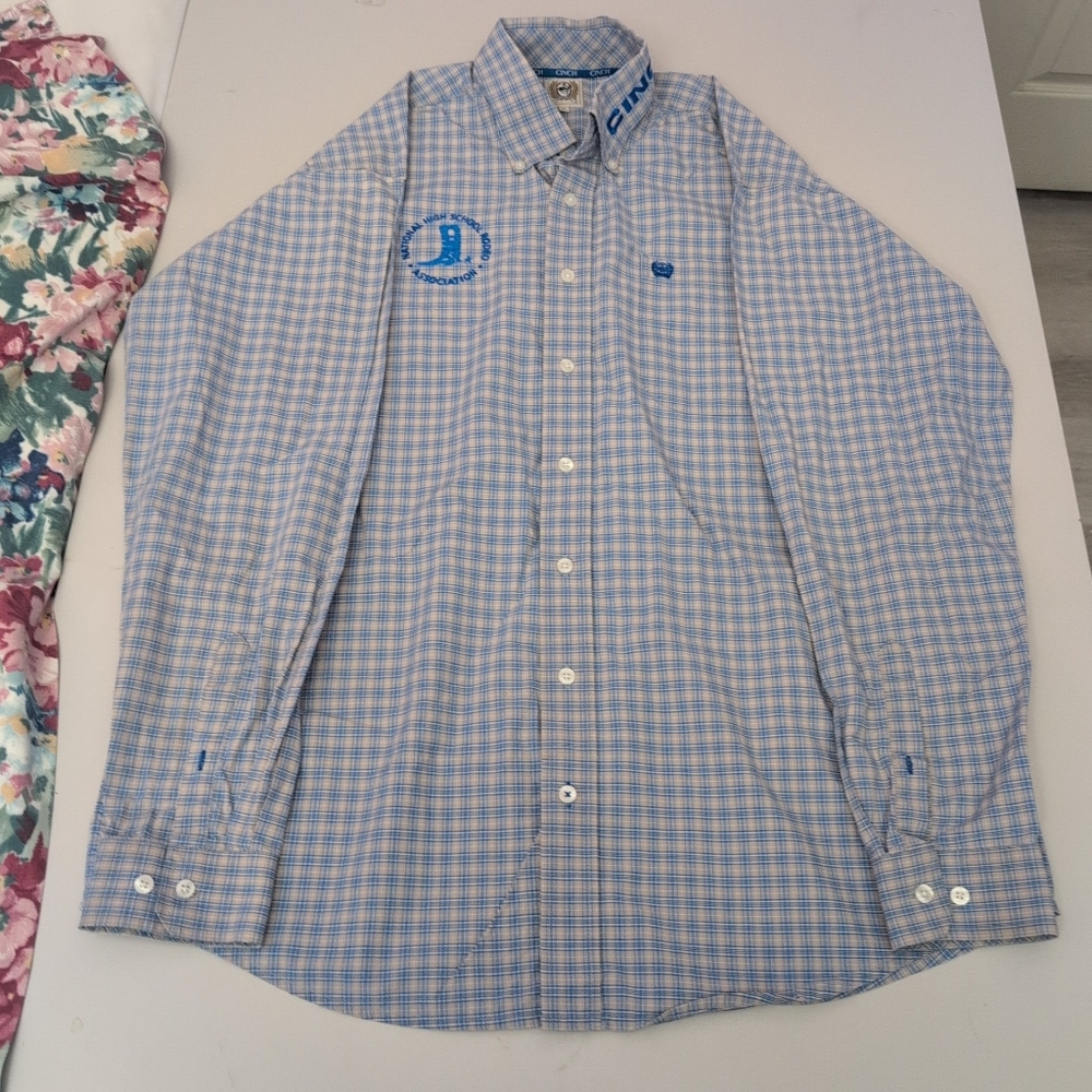 Cinch Light Blue and White Plaid Button Down Shirt Medium Men